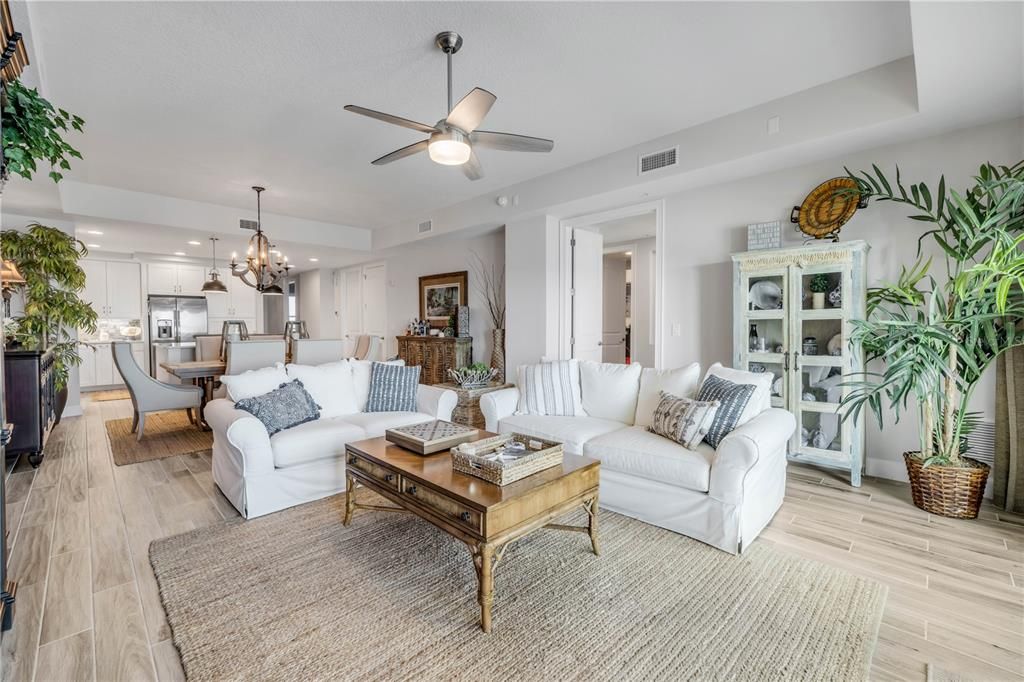 For Sale: $1,895,000 (3 beds, 3 baths, 2011 Square Feet)