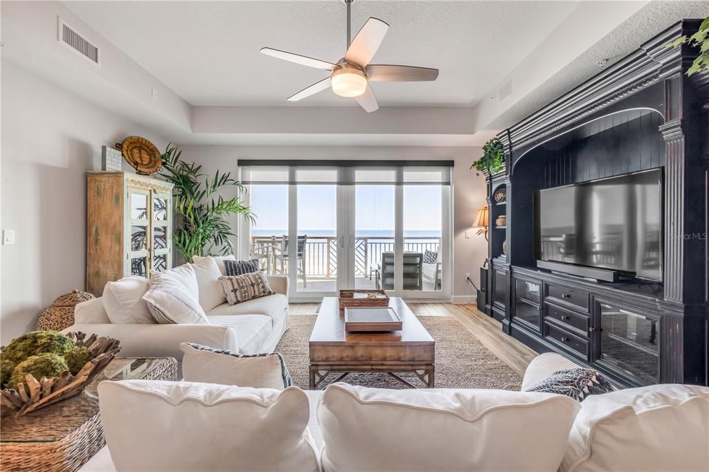 For Sale: $1,895,000 (3 beds, 3 baths, 2011 Square Feet)