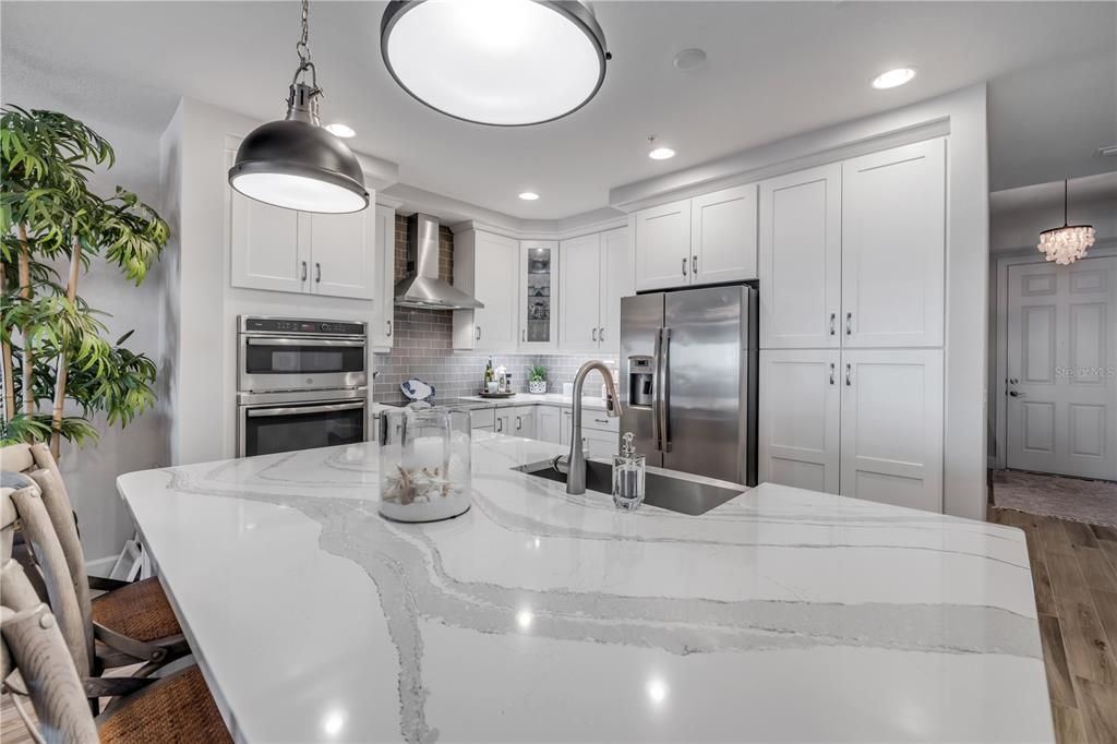 For Sale: $1,895,000 (3 beds, 3 baths, 2011 Square Feet)