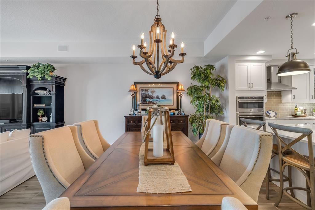 For Sale: $1,895,000 (3 beds, 3 baths, 2011 Square Feet)