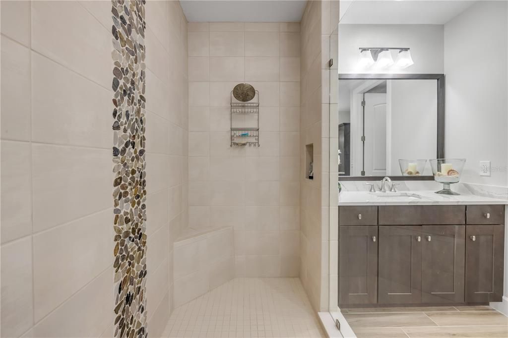 For Sale: $1,895,000 (3 beds, 3 baths, 2011 Square Feet)