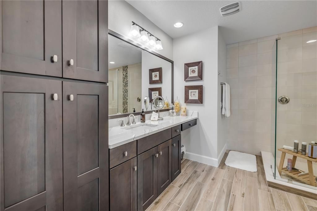 For Sale: $1,895,000 (3 beds, 3 baths, 2011 Square Feet)