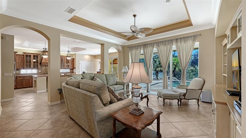 待售: $765,000 (3 贝兹, 2 浴室, 2534 平方英尺)