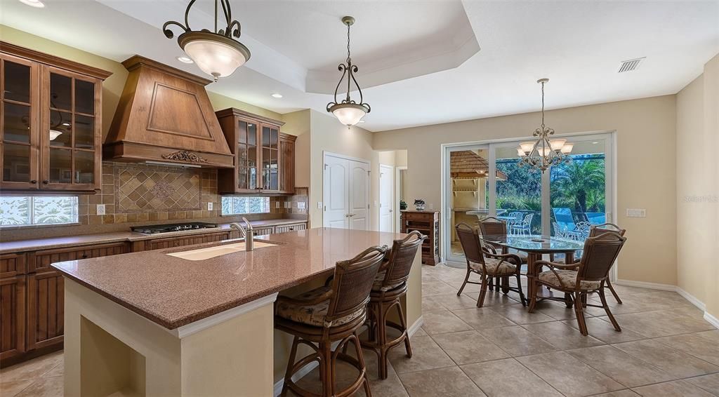 待售: $765,000 (3 贝兹, 2 浴室, 2534 平方英尺)