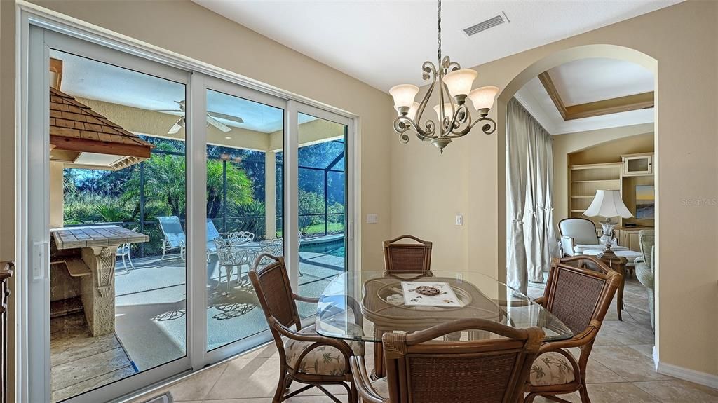 待售: $765,000 (3 贝兹, 2 浴室, 2534 平方英尺)