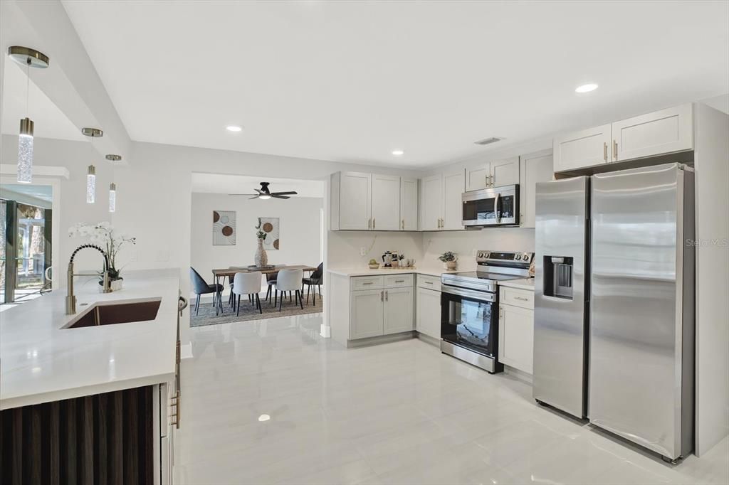 For Sale: $939,000 (4 beds, 3 baths, 2534 Square Feet)