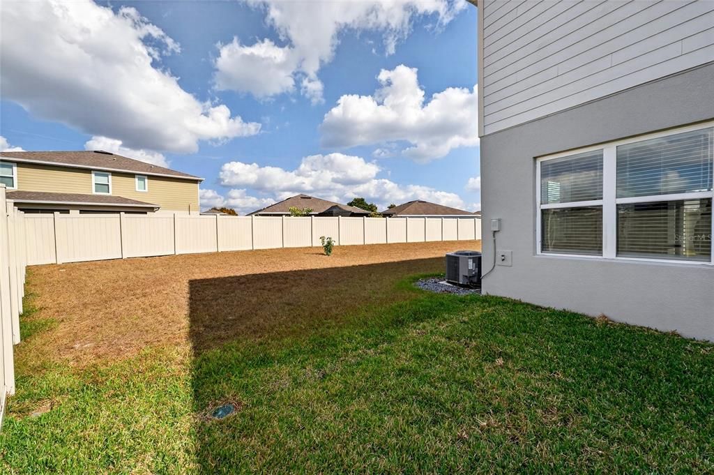 For Sale: $575,000 (5 beds, 3 baths, 2945 Square Feet)