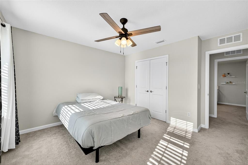 For Sale: $575,000 (5 beds, 3 baths, 2945 Square Feet)