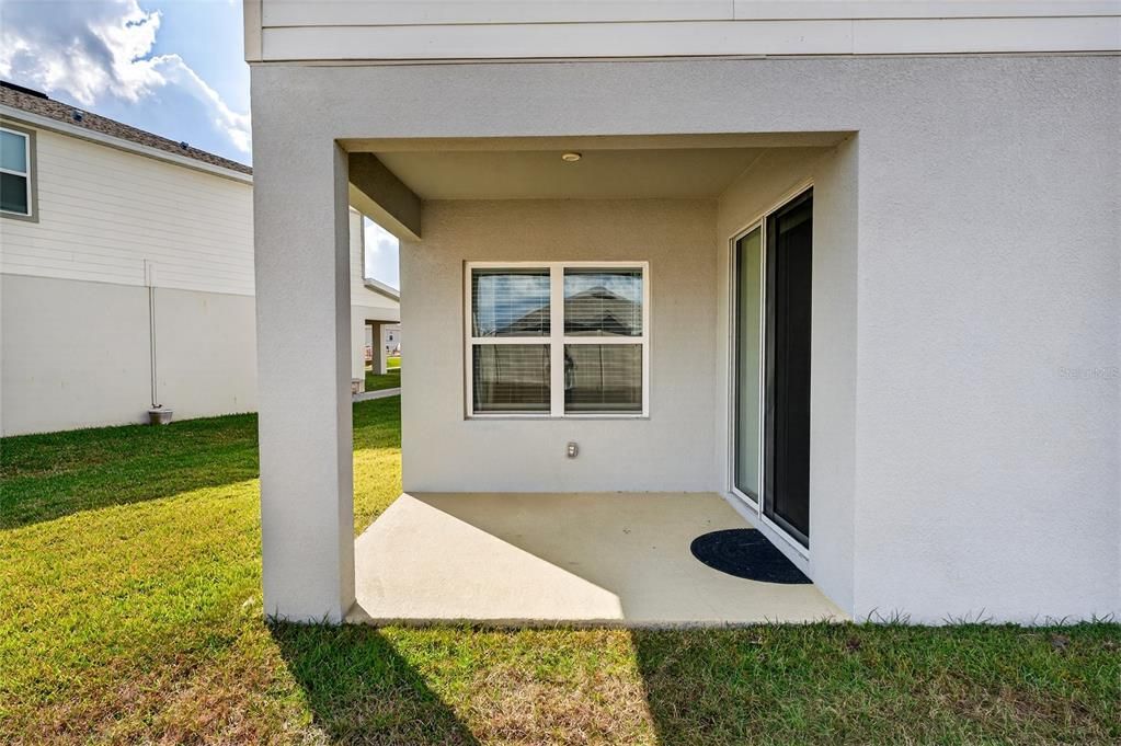 For Sale: $575,000 (5 beds, 3 baths, 2945 Square Feet)