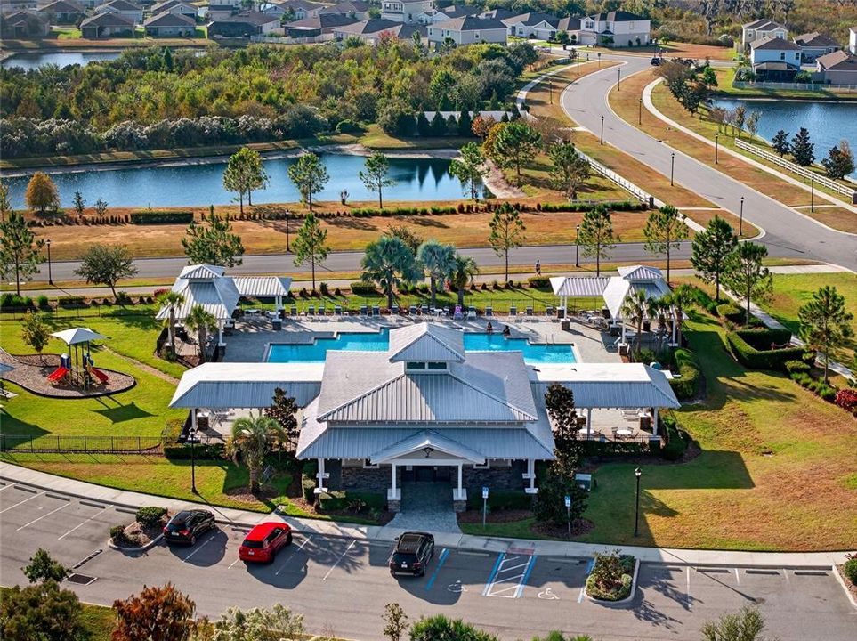 For Sale: $575,000 (5 beds, 3 baths, 2945 Square Feet)