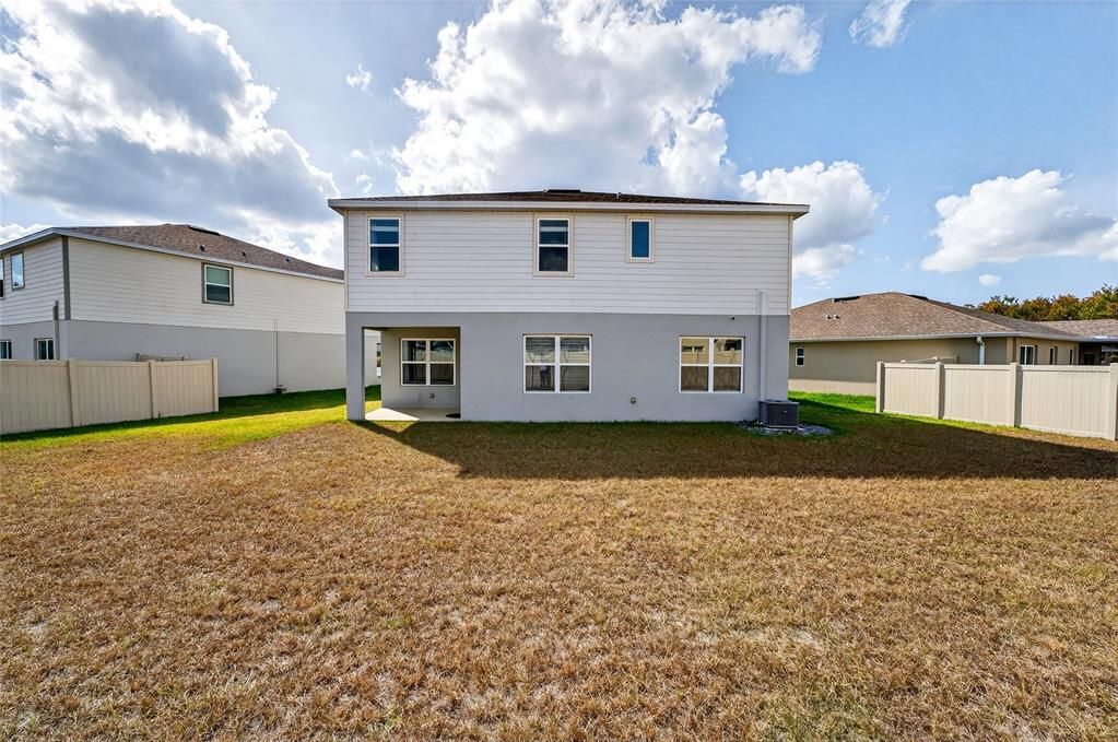 For Sale: $575,000 (5 beds, 3 baths, 2945 Square Feet)