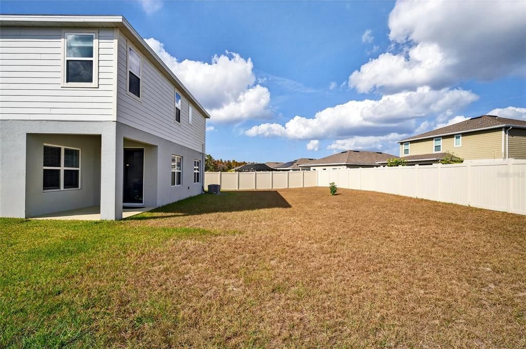 For Sale: $575,000 (5 beds, 3 baths, 2945 Square Feet)