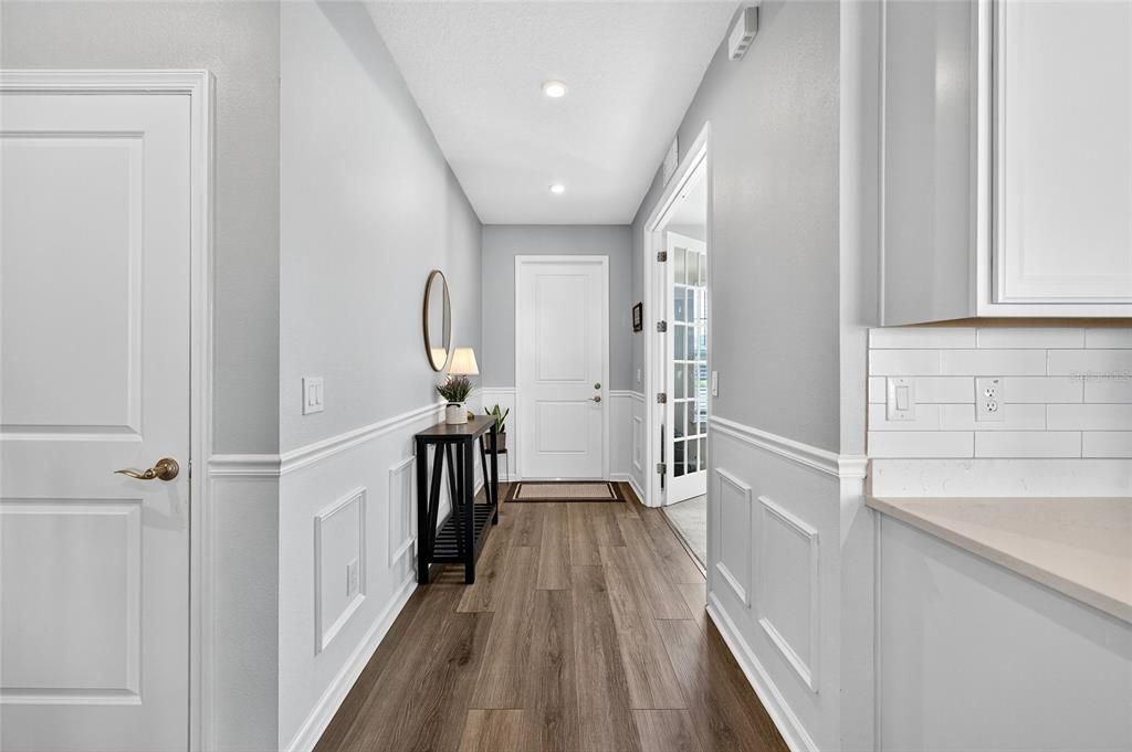 For Sale: $575,000 (5 beds, 3 baths, 2945 Square Feet)