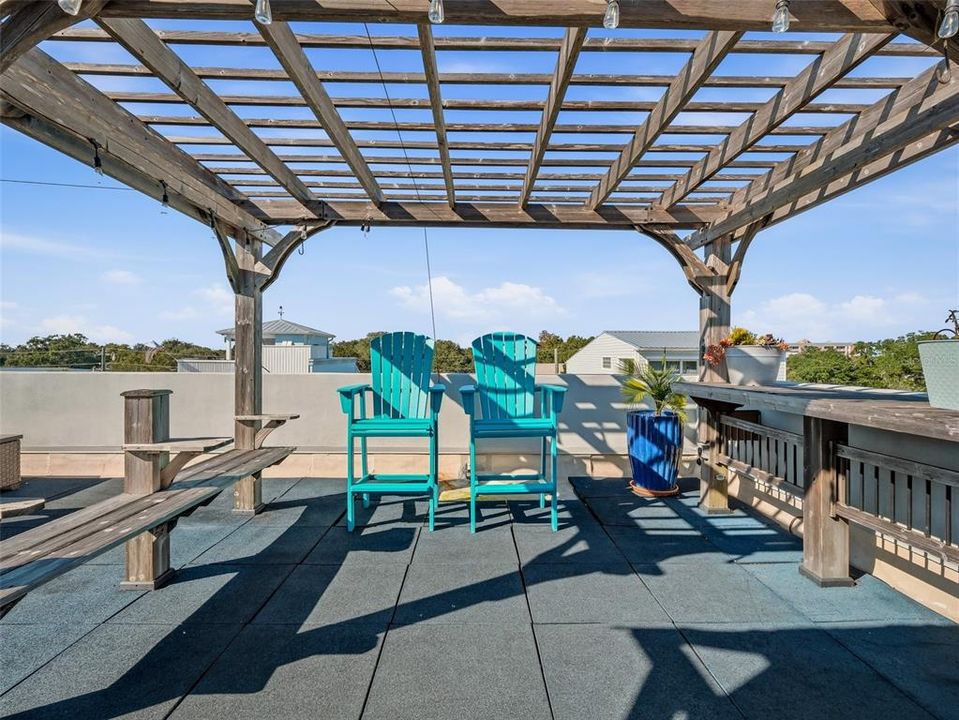 For Sale: $1,690,000 (3 beds, 3 baths, 3300 Square Feet)