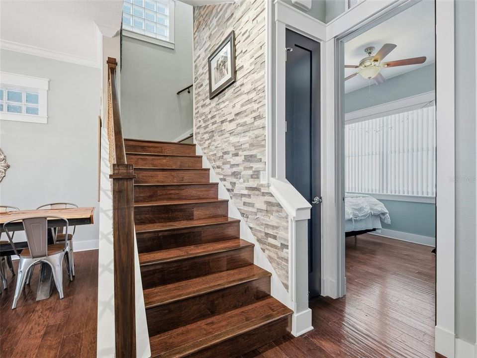 For Sale: $1,690,000 (3 beds, 3 baths, 3300 Square Feet)