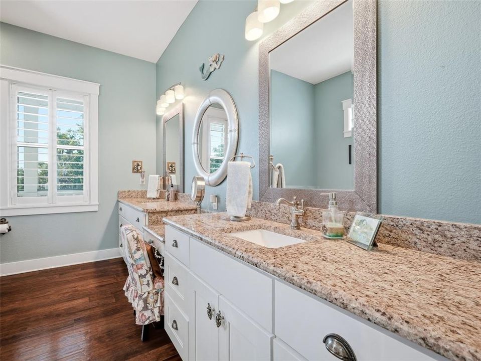 For Sale: $1,690,000 (3 beds, 3 baths, 3300 Square Feet)