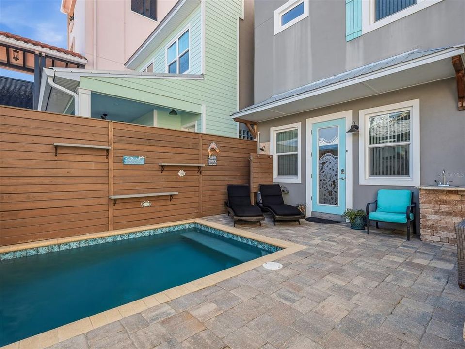 For Sale: $1,690,000 (3 beds, 3 baths, 3300 Square Feet)