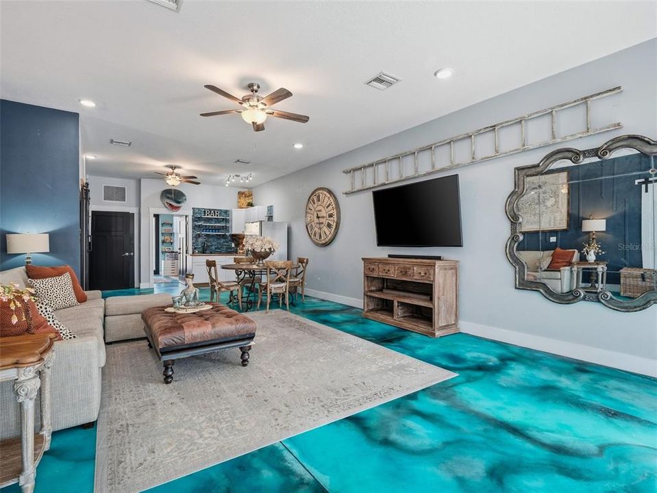 For Sale: $1,690,000 (3 beds, 3 baths, 3300 Square Feet)