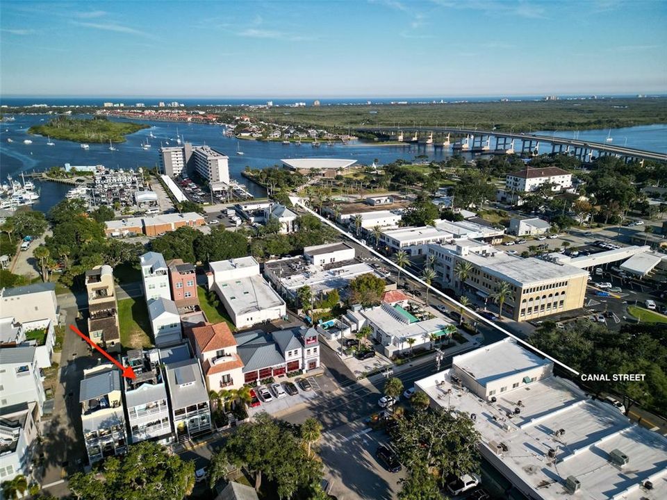 For Sale: $1,690,000 (3 beds, 3 baths, 3300 Square Feet)