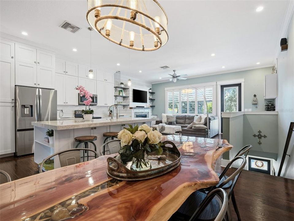 For Sale: $1,690,000 (3 beds, 3 baths, 3300 Square Feet)