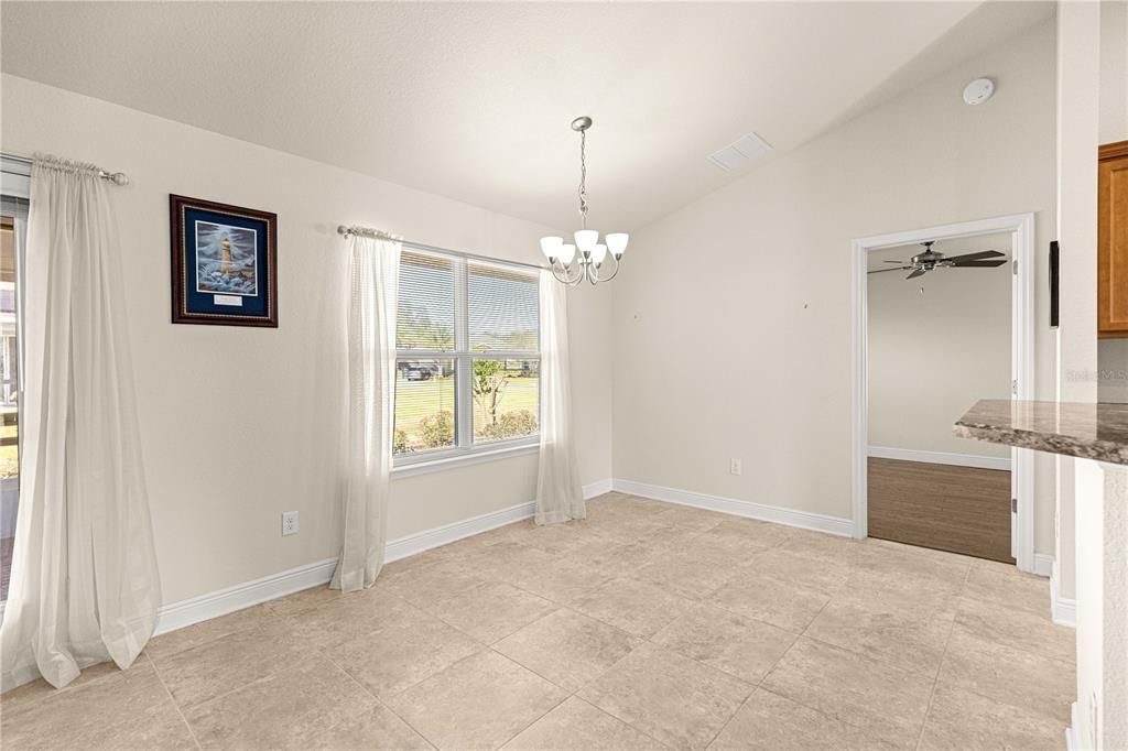 For Sale: $385,000 (4 beds, 2 baths, 1783 Square Feet)