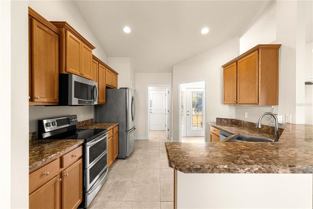 For Sale: $385,000 (4 beds, 2 baths, 1783 Square Feet)