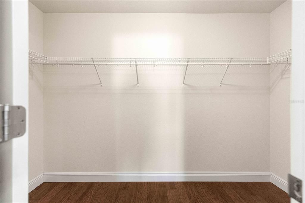 For Sale: $385,000 (4 beds, 2 baths, 1783 Square Feet)