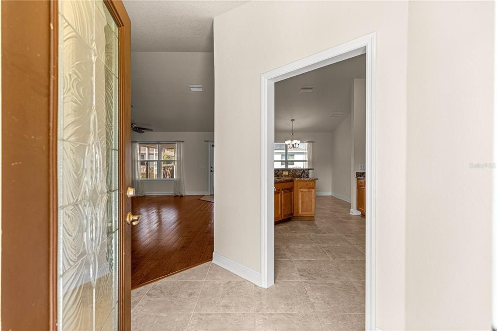 For Sale: $385,000 (4 beds, 2 baths, 1783 Square Feet)