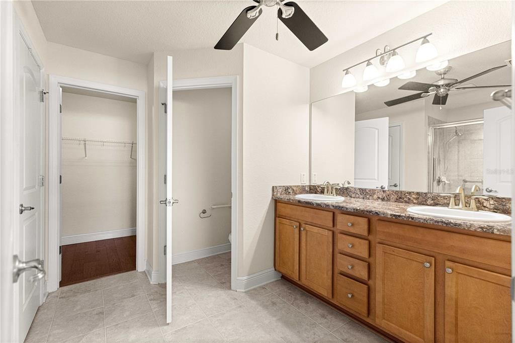 For Sale: $385,000 (4 beds, 2 baths, 1783 Square Feet)