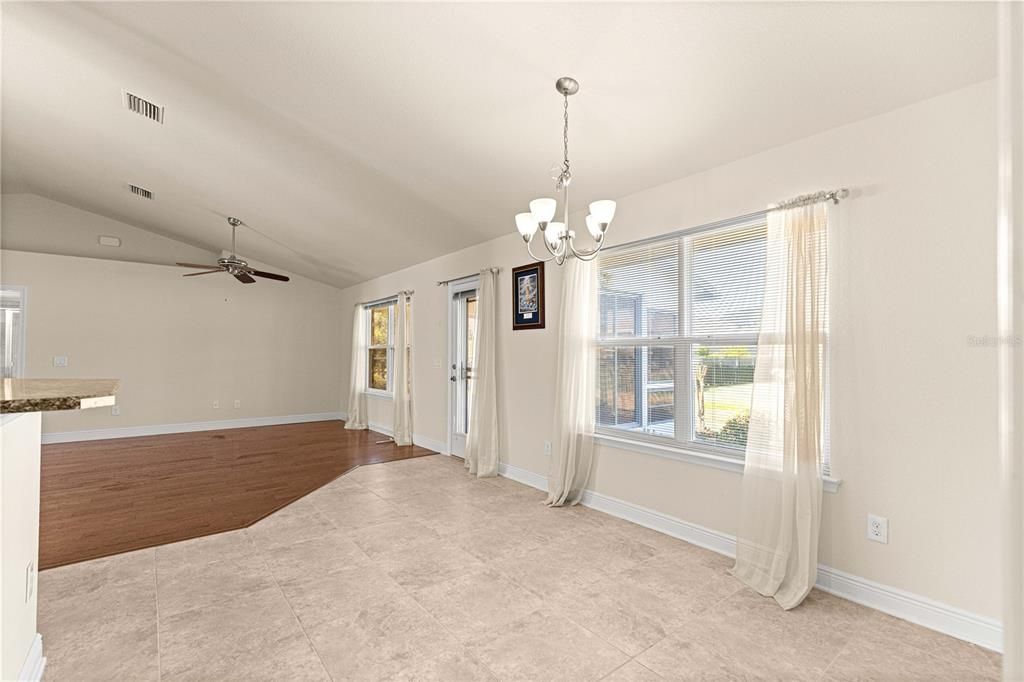 For Sale: $385,000 (4 beds, 2 baths, 1783 Square Feet)