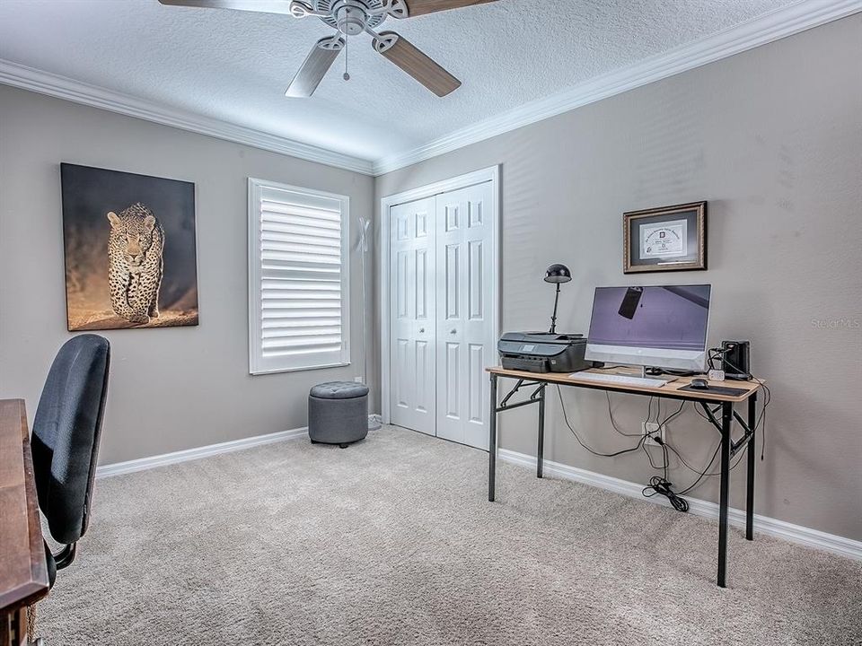 Activo con contrato: $379,900 (3 camas, 2 baños, 1597 Pies cuadrados)