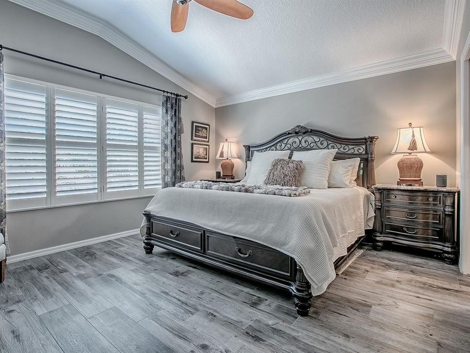 Activo con contrato: $379,900 (3 camas, 2 baños, 1597 Pies cuadrados)