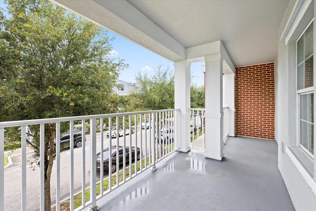 Activo con contrato: $655,000 (4 camas, 3 baños, 2226 Pies cuadrados)