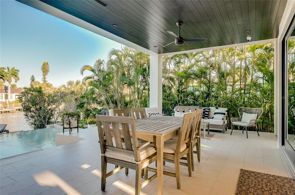 For Sale: $6,500,000 (5 beds, 4 baths, 4617 Square Feet)