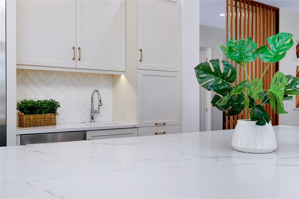 For Sale: $6,500,000 (5 beds, 4 baths, 4617 Square Feet)