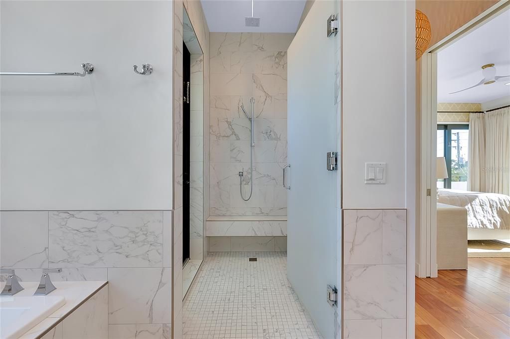 For Sale: $6,500,000 (5 beds, 4 baths, 4617 Square Feet)