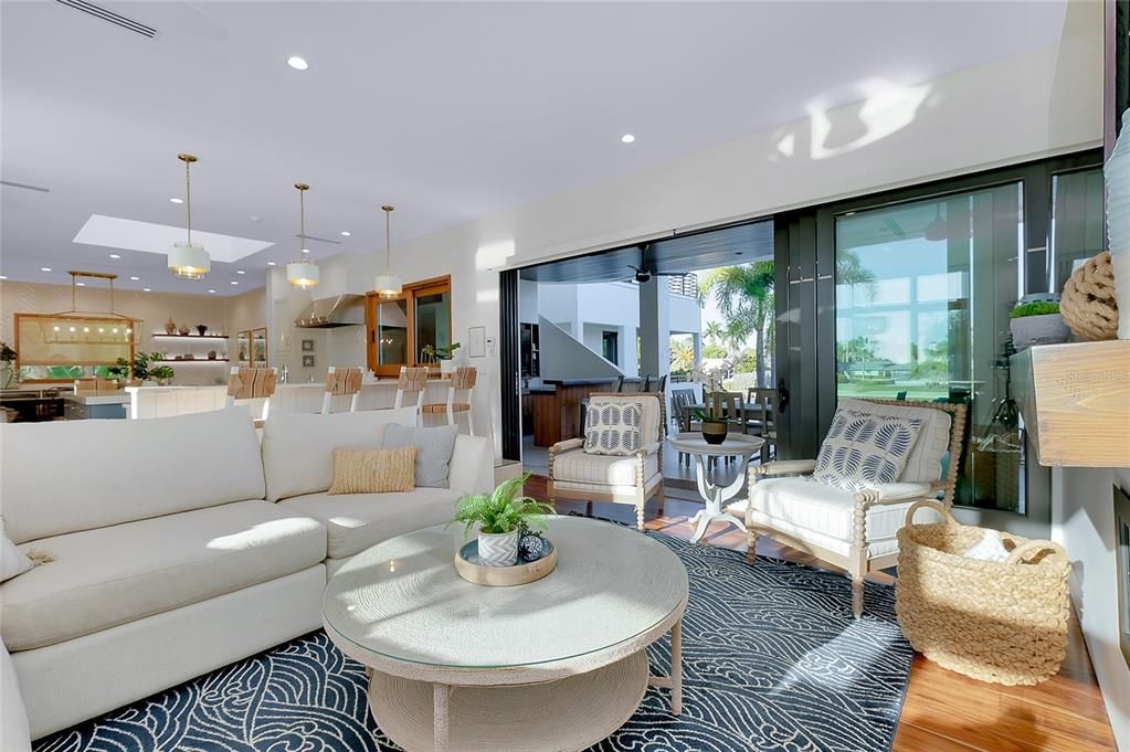 For Sale: $6,500,000 (5 beds, 4 baths, 4617 Square Feet)