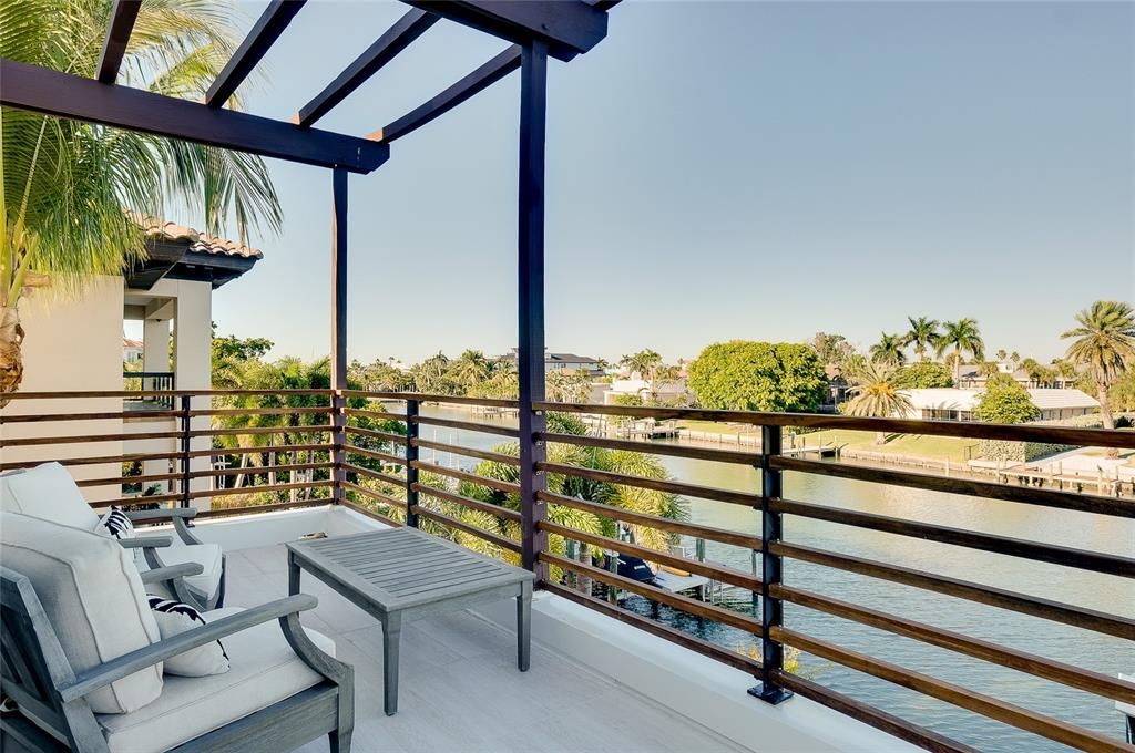 For Sale: $6,500,000 (5 beds, 4 baths, 4617 Square Feet)