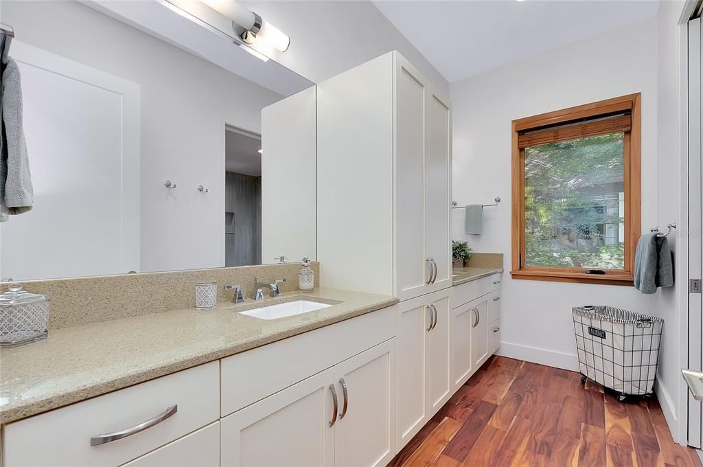 For Sale: $6,500,000 (5 beds, 4 baths, 4617 Square Feet)