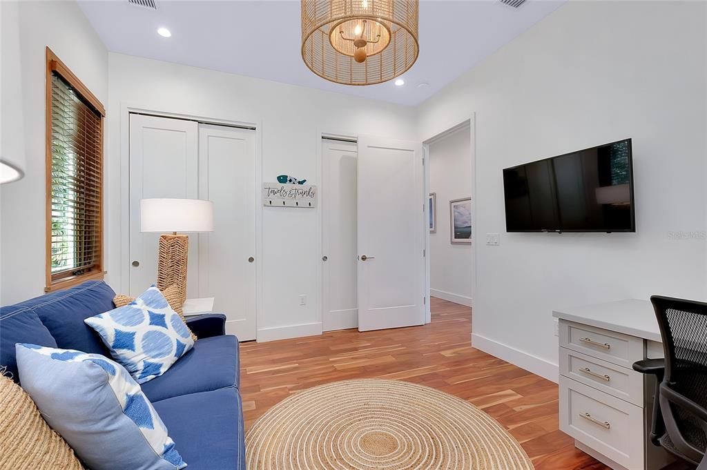 For Sale: $6,500,000 (5 beds, 4 baths, 4617 Square Feet)