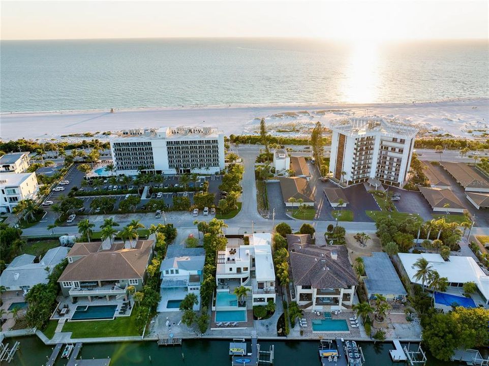 For Sale: $6,500,000 (5 beds, 4 baths, 4617 Square Feet)