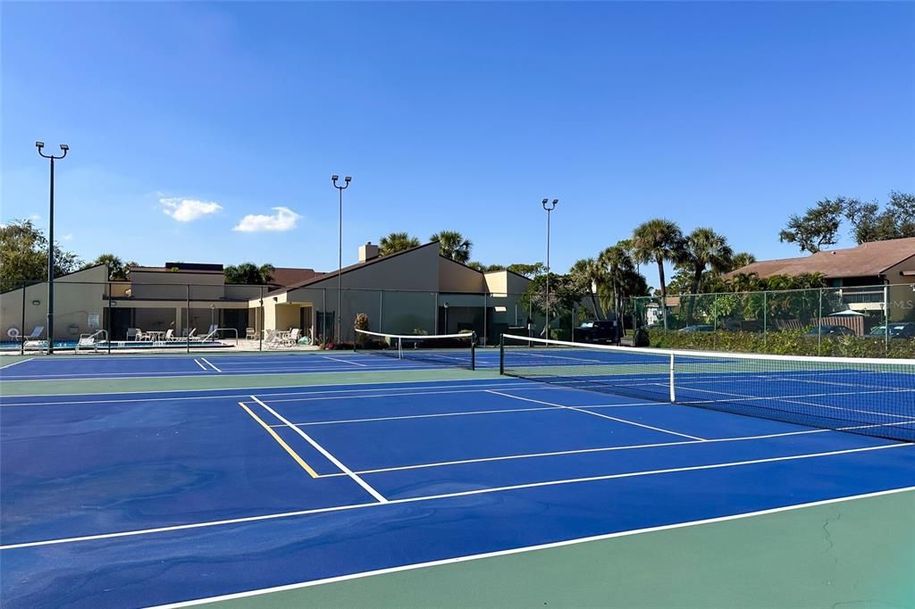 For Sale: $249,900 (3 beds, 2 baths, 1180 Square Feet)