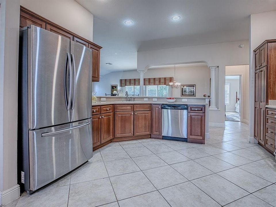 For Sale: $449,247 (3 beds, 2 baths, 1985 Square Feet)