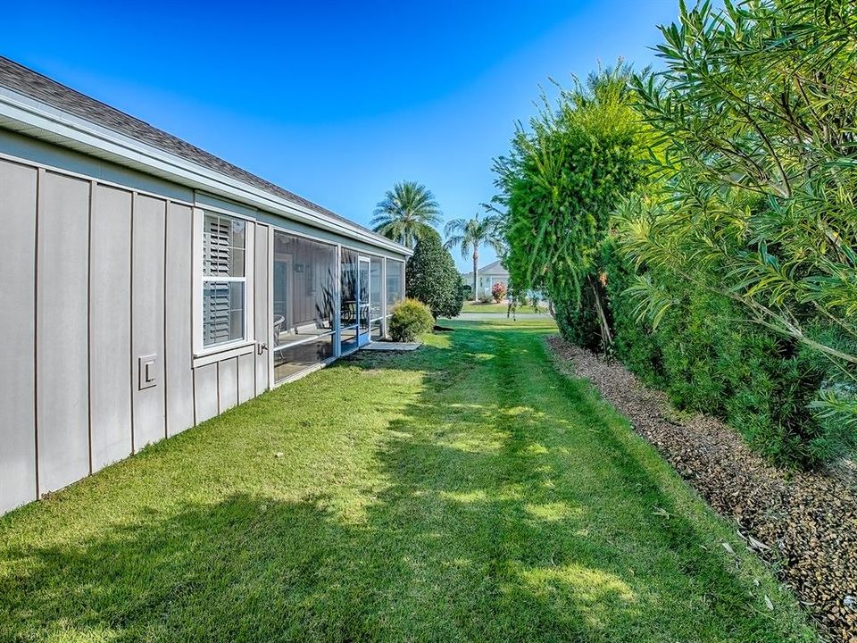 For Sale: $449,247 (3 beds, 2 baths, 1985 Square Feet)