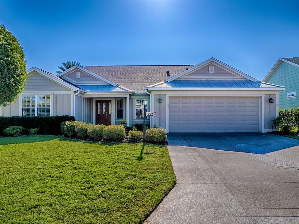 For Sale: $449,247 (3 beds, 2 baths, 1985 Square Feet)