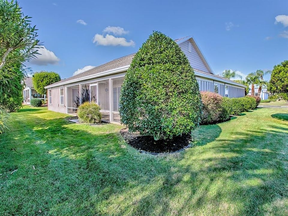 For Sale: $449,247 (3 beds, 2 baths, 1985 Square Feet)