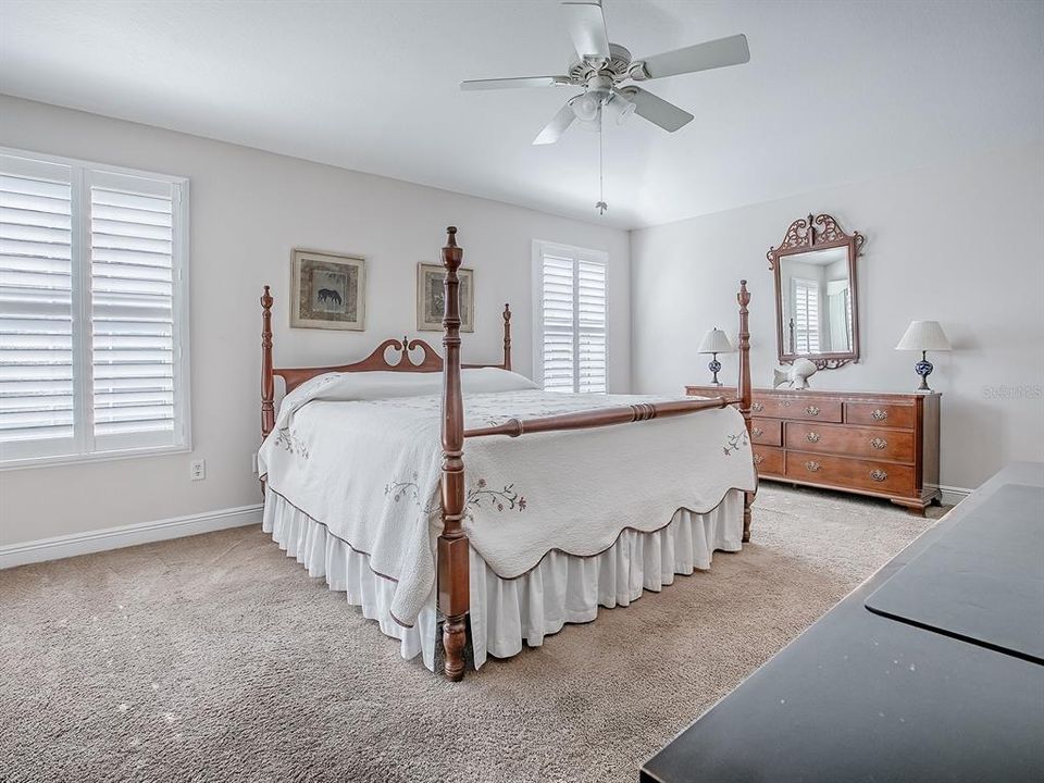 For Sale: $449,247 (3 beds, 2 baths, 1985 Square Feet)