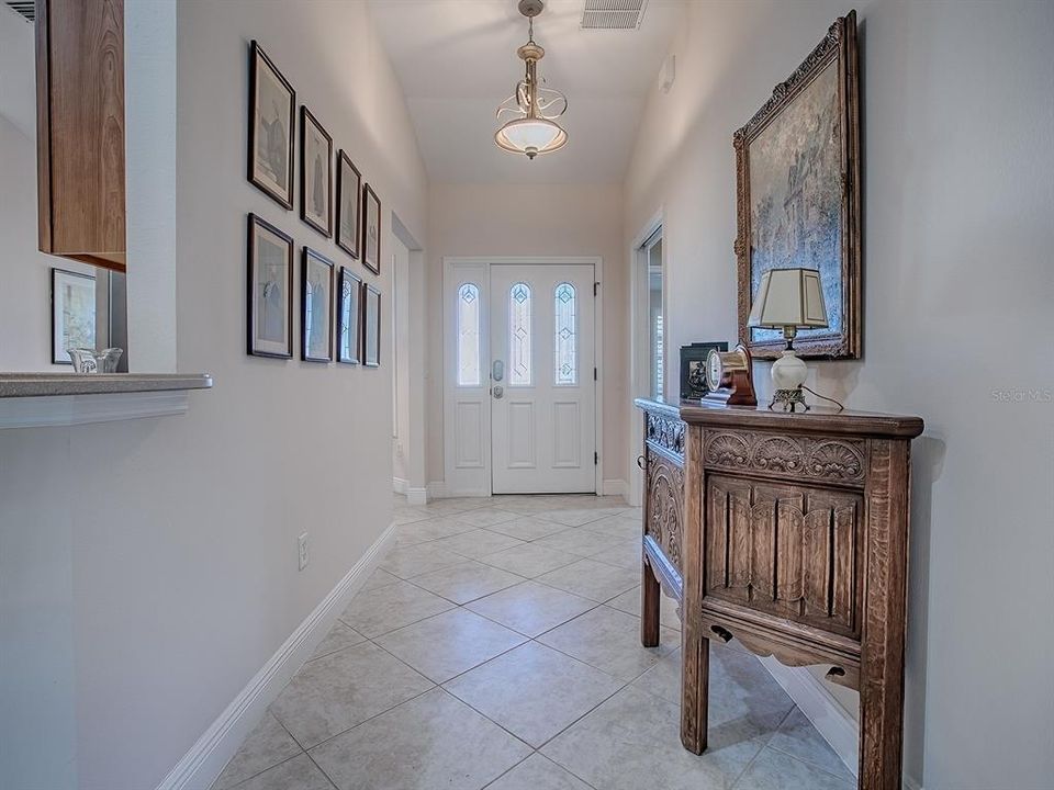 For Sale: $449,247 (3 beds, 2 baths, 1985 Square Feet)