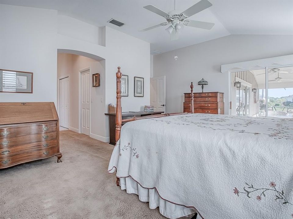 For Sale: $449,247 (3 beds, 2 baths, 1985 Square Feet)