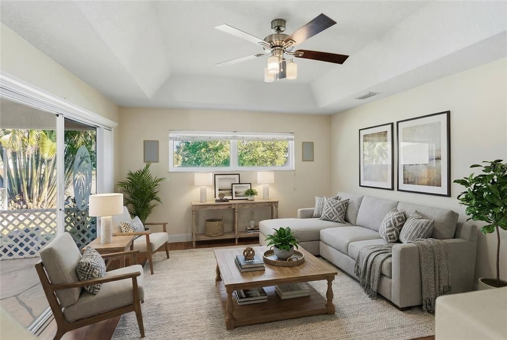 待售: $425,000 (3 贝兹, 2 浴室, 2112 平方英尺)